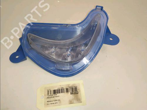 Used Left daytime light Left daytime light 37600366 37600366