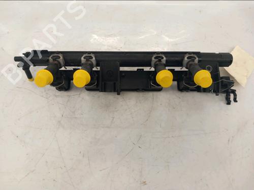 Rail D'Injecteurs RENAULT TWINGO II (CN0_) 1.2 (CN0D) (58 hp) 32202525