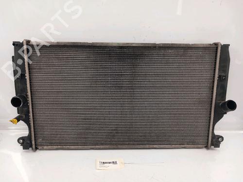 Used Water radiator TOYOTA AURIS (_E15_) 2.0 D-4D (ADE150_, ADE150R) (126 hp) 30424742