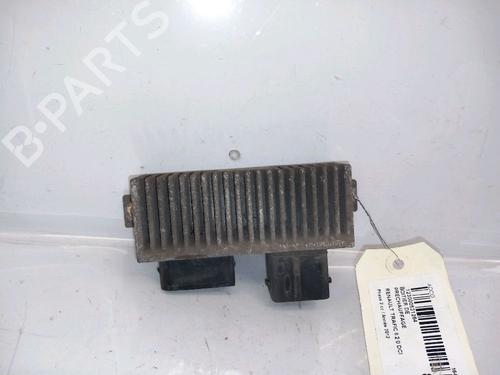 Used Electronic module RENAULT TRAFIC II Bus (JL) 2.0 dCi 115 (JL00, JL01, JL0H, JL0M, JL0U) (114 hp) 30430730