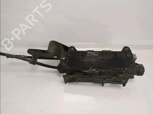 Used Electronic module Electronic module RENAULT SCÉNIC II (JM0/1_) 1.9 dCi (JM14) (131 hp) 39736991 39736991