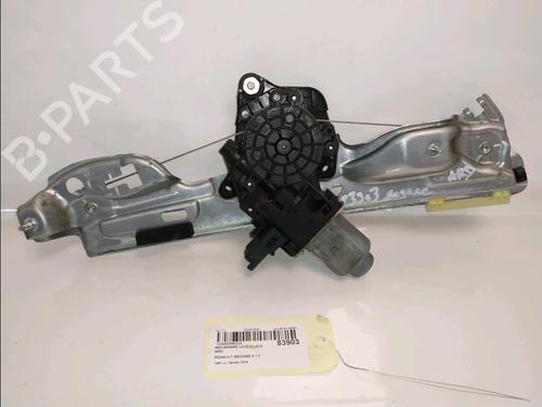 Rudehejsemekanisme Højre bagtil Rudehejsemekanisme Højre bagtil RENAULT MEGANE IV Hatchback (B9A/M/N_) 1.5 dCi 110 (B9A3) (110 hp) 33814671 33814671