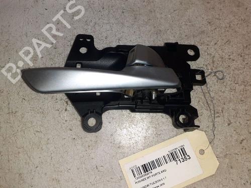 Used Rear right interior door handle HYUNDAI TUCSON (TL, TLE) 1.7 CRDi (141 hp) 30427693