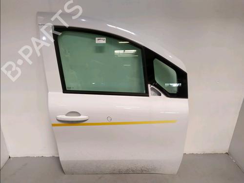 Used Right front door Right front door 37627882 37627882