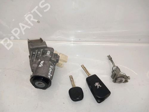 Used Electronic module PEUGEOT 108 1.0 VTi (69 hp) 30418769
