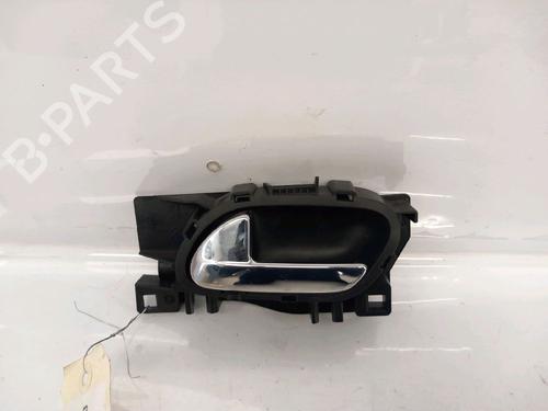 Used Front left interior door handle Front left interior door handle 30416451 30416451