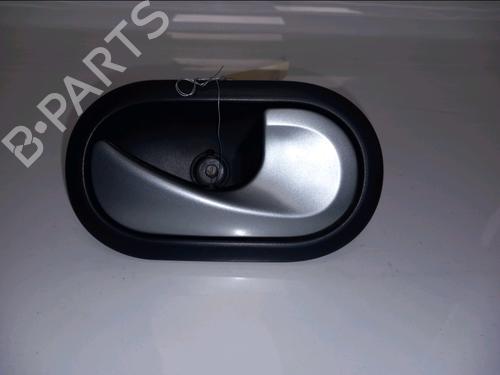 Used Front right interior door handle RENAULT KANGOO / GRAND KANGOO II (KW0/1_) 1.5 dCi 90 (KW05, KW08, KW0G, KW11) (90 hp) 32975681