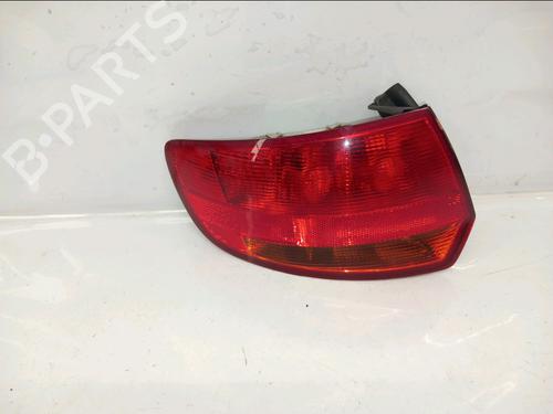 left-taillight-audi-a3-sportback-8pa-2004-2005-2006-2007-2008-2009-2010-2011-2012-2013-2014-2015-31750390 main image
