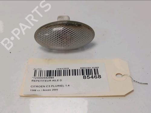 Used Right side indicator Right side indicator CITROËN C3 Pluriel (HB_) 1.4 HDi (68 hp) 33713611 33713611