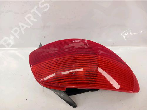 Used Left taillight PEUGEOT 206 Hatchback (2A/C) 1.9 D (69 hp) 31845694