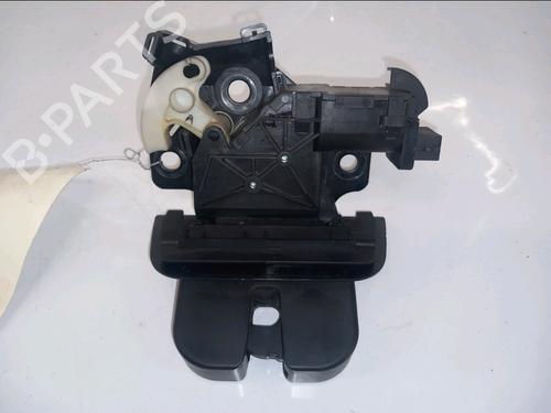 Used Tailgate lock AUDI A4 B7 Avant (8ED) 1.9 TDI (116 hp) 30420761