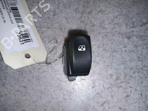 Used Switch RENAULT CLIO III (BR0/1, CR0/1) 1.2 16V (BR02, BR0J, BR11, CR02, CR0J, CR11) (75 hp) 30415807