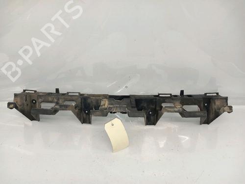 Used Rear bumper bracket RENAULT MEGANE II (BM0/1_, CM0/1_) 1.4 16V (BM0B, CM0B) (98 hp) 30423965