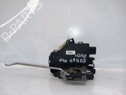 Używane Zamek drzwi przednich prawych AUDI A4 B6 Avant (8E5) 1.9 TDI (130 hp) 30424876