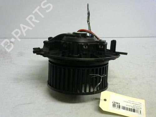 Varmeblæser VW TIGUAN (AD1, AX1) 2.0 TDI (150 hp) 30426361