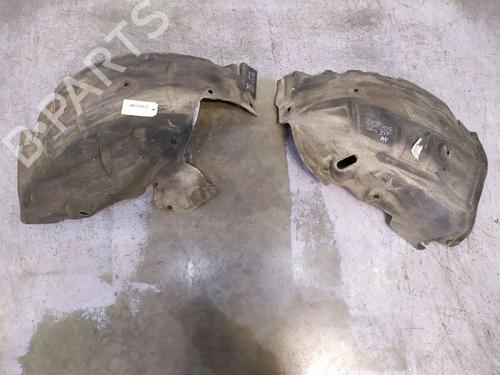 Used Wheel arch RENAULT SCÉNIC III (JZ0/1_) 1.5 dCi (106 hp) 30425843