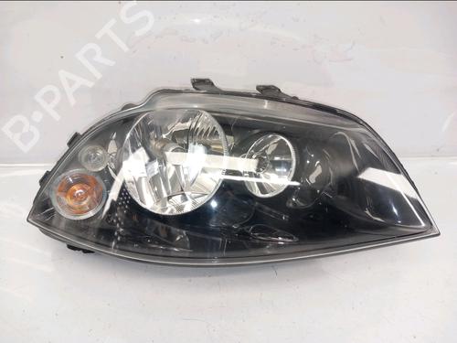 Used Right headlight SEAT IBIZA III (6L1) 1.4 TDI (80 hp) 31142603