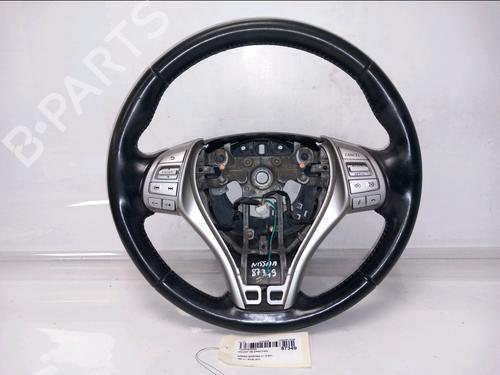 steering-wheel-nissan-qashqai-ii-j11-j11_-2013-40004628 main image