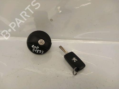 fuel-flap-peugeot-207-wa_-wc_-2006-2007-2008-2009-2010-2011-2012-2013-2014-2015-30428690 main image