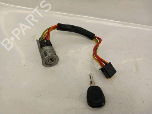 Zündschloss für RENAULT MEGANE I (BA0/1_) 1.9 dCi (BA05, BA1F) (102 hp) 30415956