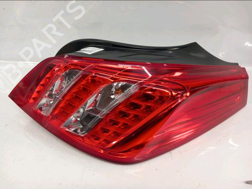 Used Right taillight PEUGEOT 508 I (8D_) 2.0 HDi (163 hp) 30896007