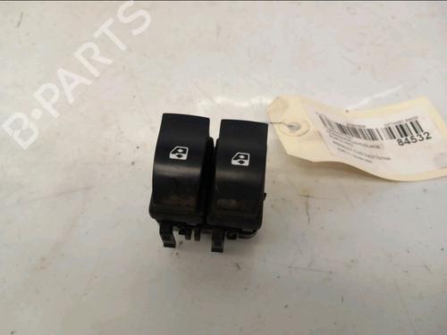 left-front-window-switch-renault-clio-ii-bb_-cb_-1998-1999-2000-2001-2002-2003-2004-2005-2006-2007-2008-2009-2010-2011-2012-2013-2014-2015-2016-31607815 main image