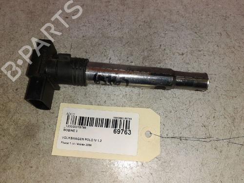 Used Ignition coil VW POLO IV (9N_, 9A_) 1.2 (54 hp) 30420913