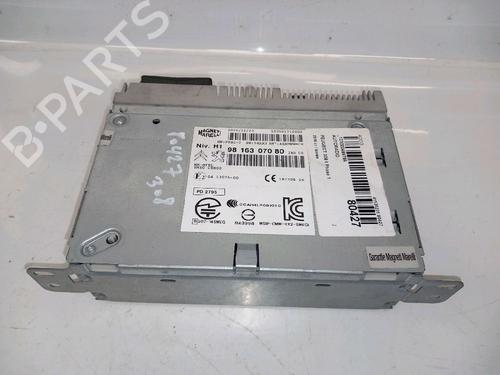 Bilradio PEUGEOT 308 II (LB_, LP_, LW_, LH_, L3_) 1.6 HDi 100 (99 hp) 30421210