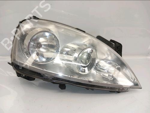 Used Right headlight OPEL CORSA C (X01) 1.3 CDTI (F08, F68) (70 hp) 30425187