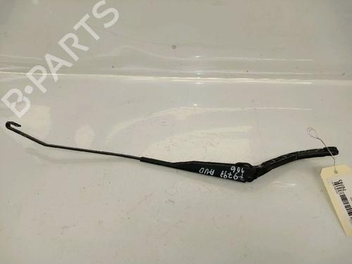 Vindspejlsviskerarm PEUGEOT 106 I (1A, 1C) 1.0 (50 hp) 30417945