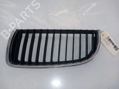 Used Grille BMW 3 (E90) 320 d (163 hp) 30426997
