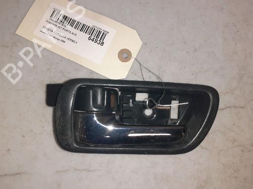 Used Front left interior door handle TOYOTA COROLLA Verso (ZER_, ZZE12_, R1_) 2.2 D-4D (AUR10_, AUR10R) (136 hp) 30426475