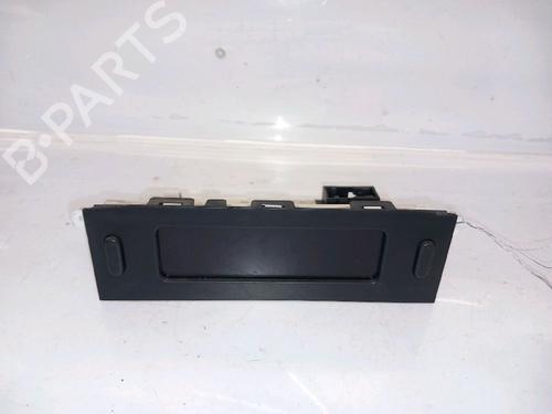 Used Display monitor PEUGEOT 206+ (2L_, 2M_) 1.4 HDi eco 70 (68 hp) 30415084