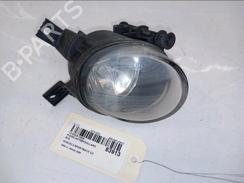 Faro antinebbia anteriore sinistro AUDI A3 Sportback (8PA) 2.0 TDI (170 hp) 30869253