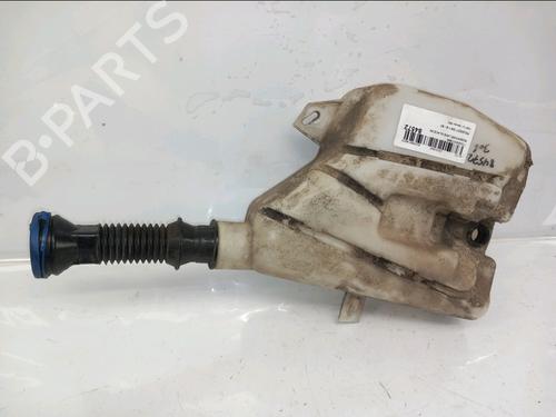 Used Windscreen washer tank PEUGEOT 306 Hatchback (7A, 7C, N3, N5) 1.6 (89 hp) 31142620