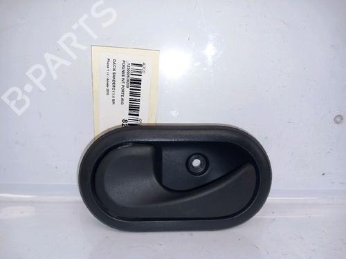 Used Front left interior door handle DACIA SANDERO 1.4 MPI LPG (72 hp) 30414161