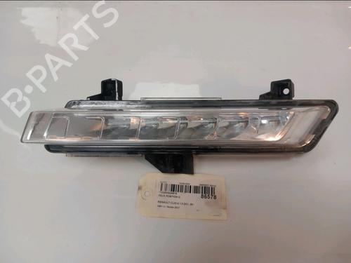 Used Left daytime light Left daytime light 39422571 39422571