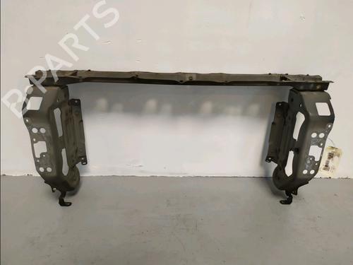 Frontplate/Frontkurv Frontplate/Frontkurv TOYOTA YARIS (_P9_) 1.33 VVT-i (NSP90_, NSP90R) (100 hp) 37216404 37216404