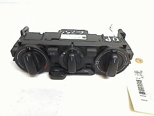 AC Styreenhet / Manøvreringsenhet VW UP! (121, 122, BL1, BL2, BL3, 123) 1.0 (60 hp) 30434009