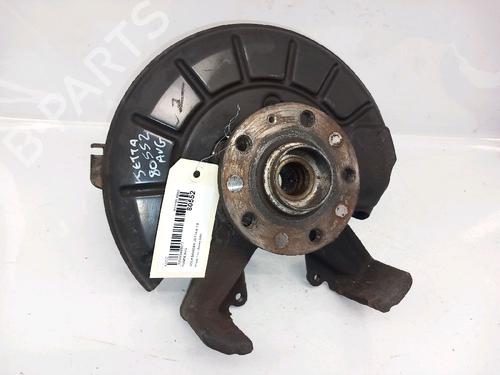 Used Left front steering knuckle VW JETTA III (1K2) 1.9 TDI (105 hp) 30433680