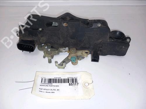 Used Front right lock FIAT STILO (192_) 1.9 JTD (192_XE1A) (115 hp) 33230899