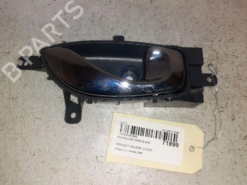 Højre fortil invendig håndtag RENAULT KOLEOS I (HY_) 2.0 dCi 4x4 (HY0K) (150 hp) 30427805