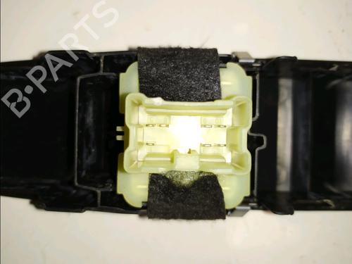 Left front window switch DACIA SANDERO III 1.0 SCe 65 | BP39942309I27 - Image 2