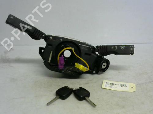 Used Steering column stalk OPEL SIGNUM Hatchback (Z03) 2.2 DTI (F48) (125 hp) 30425597
