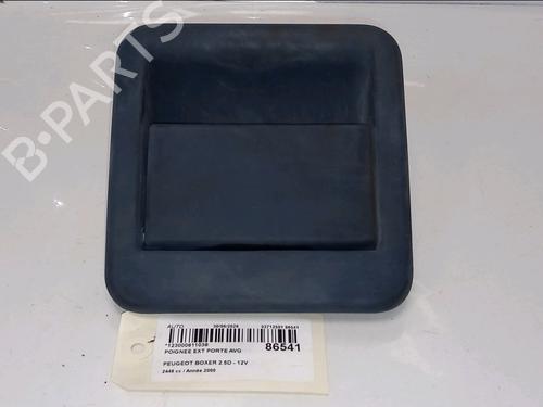 Used Front left exterior door handle Front left exterior door handle 37216408 37216408