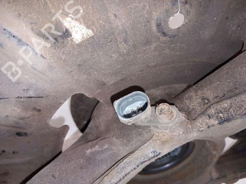 Right front steering knuckle VW TOUAREG (7LA, 7L6, 7L7) 3.0 V6 TDI | BP30430828M26