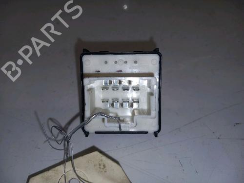 Left front window switch CITROËN C4 CACTUS 1.2 THP 110 | BP30419360I27