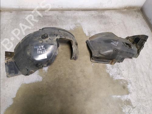 wheel-arch-bmw-1-e87-2003-2004-2005-2006-2007-2008-2009-2010-2011-2012-2013-36450221 main image