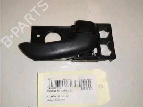 Used Rear right interior door handle Rear right interior door handle 37216427 37216427