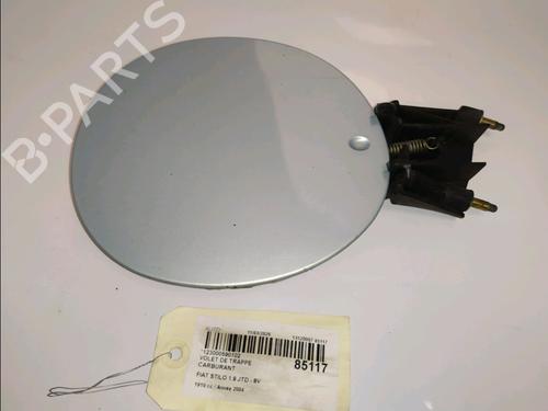 Used Fuel flap Fuel flap FIAT STILO (192_) 1.9 JTD (192_XE1A) (115 hp) 33261720 33261720